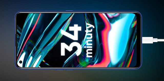 Realme 7 Pro ma pojemną baterię 4500 mAh i pozwala na super szybkie ładowanie